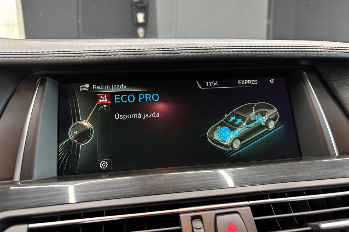 Ponuka vozidiel / BMW Rad 5 535d xDrive M-PACKET - video