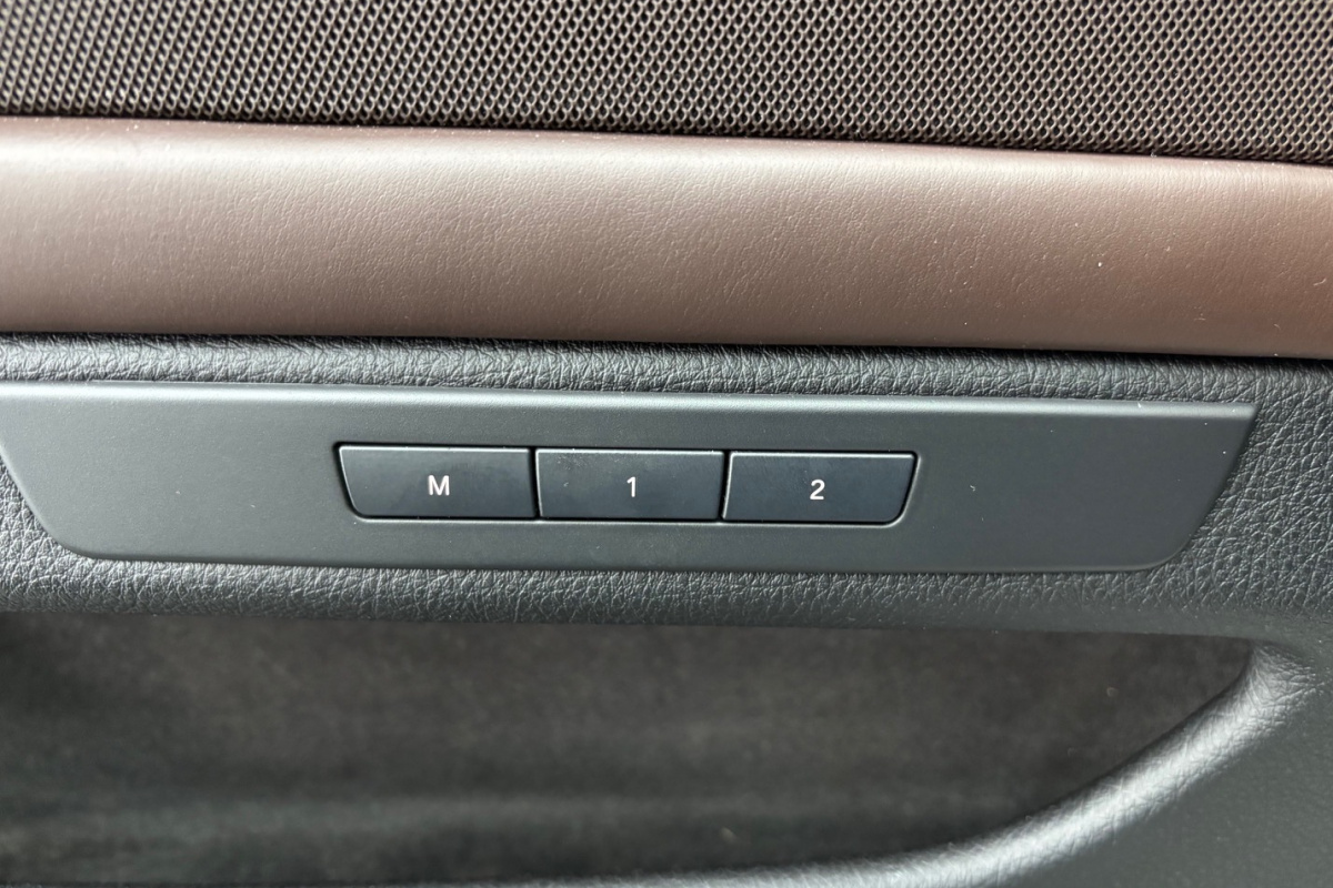 Ponuka vozidiel / BMW Rad 5 535d xDrive M-PACKET - video