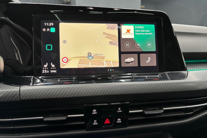  Ponuka vozidiel / Volkswagen Golf Variant 2.0 TDI DSG R-LINE - video