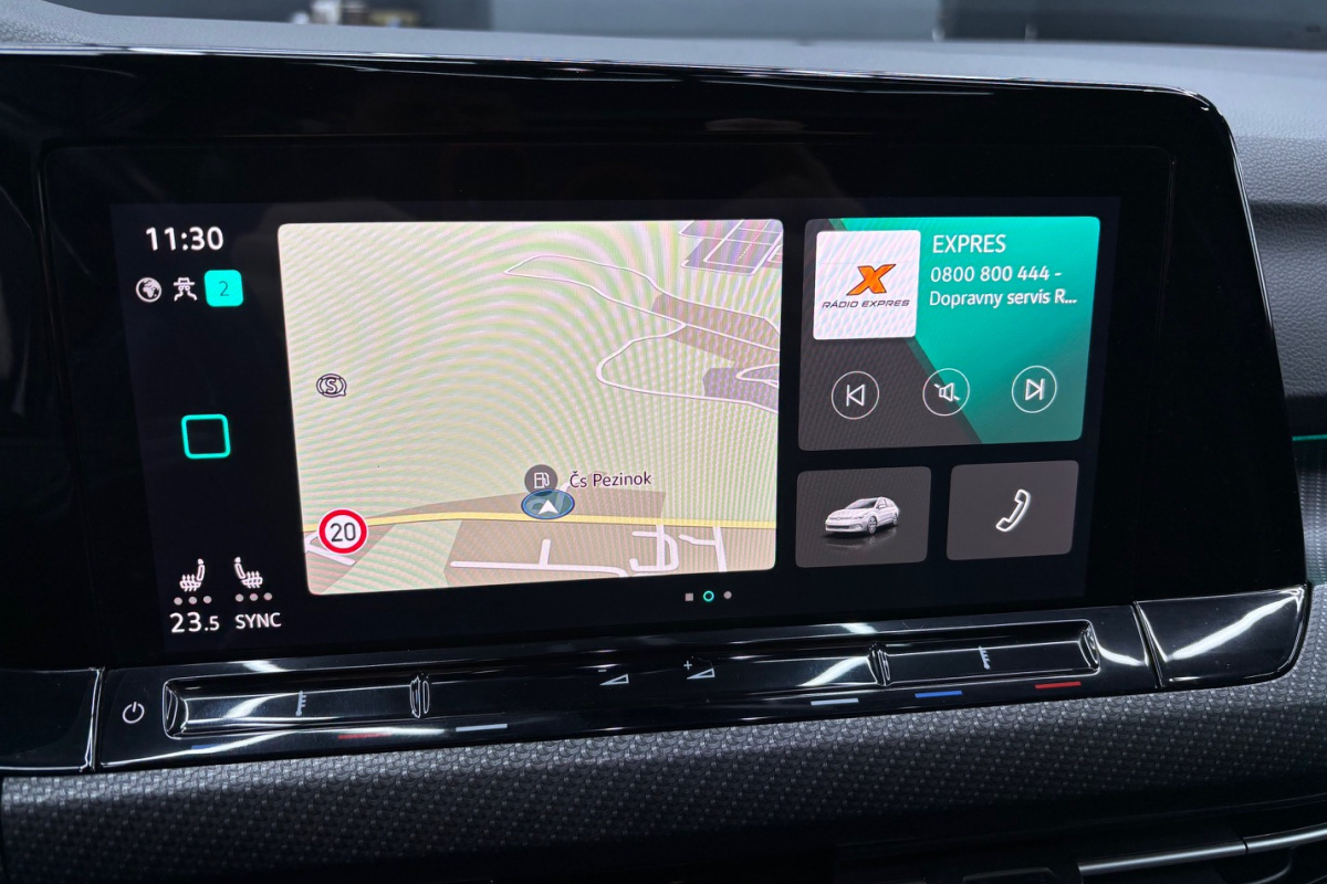 Ponuka vozidiel / Volkswagen Golf Variant 2.0 TDI DSG R-LINE - video