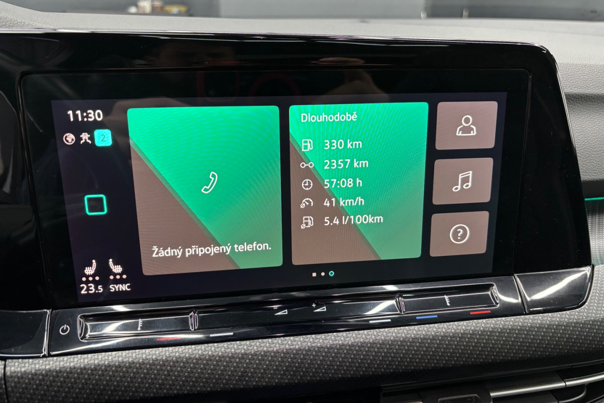 Ponuka vozidiel / Volkswagen Golf Variant 2.0 TDI DSG R-LINE - video