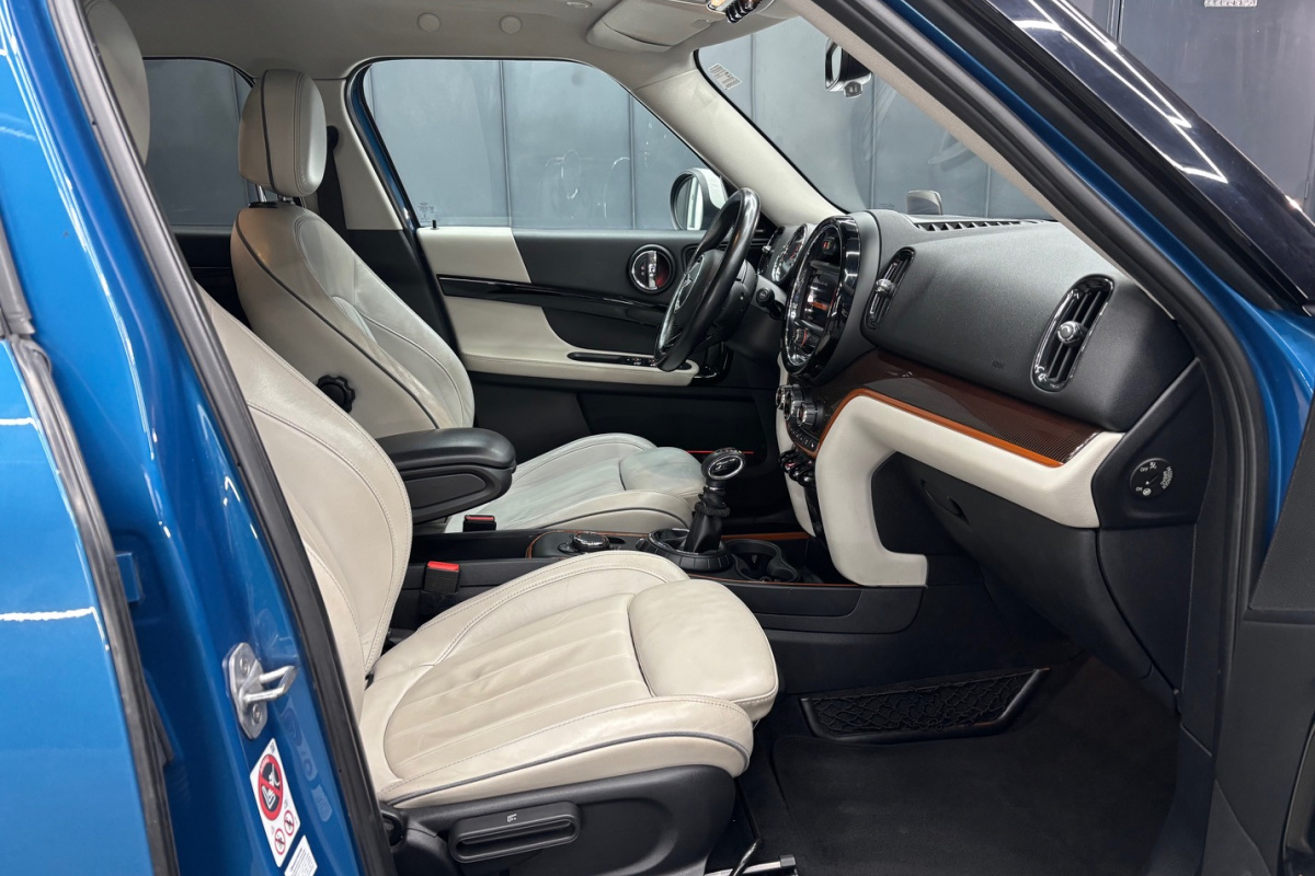 Ponuka vozidiel / Mini Countryman Cooper ALL4 A/T - video