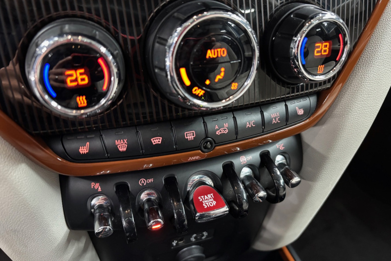 Ponuka vozidiel / Mini Countryman Cooper ALL4 A/T - video Ponuka vozidiel / Mini Countryman Cooper ALL4 A/T - video