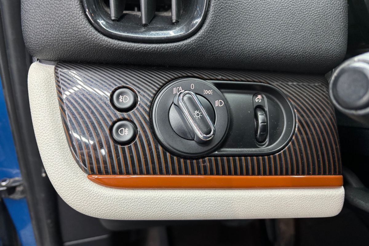 Ponuka vozidiel / Mini Countryman Cooper ALL4 A/T - video