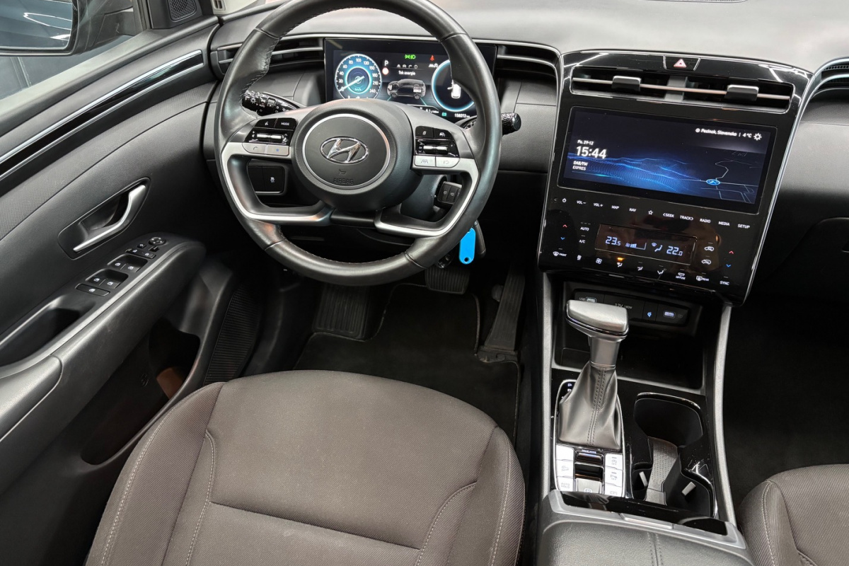 Ponuka vozidiel / Hyundai Tucson 1.6 CRDi Mild Hybrid Style A/T - video