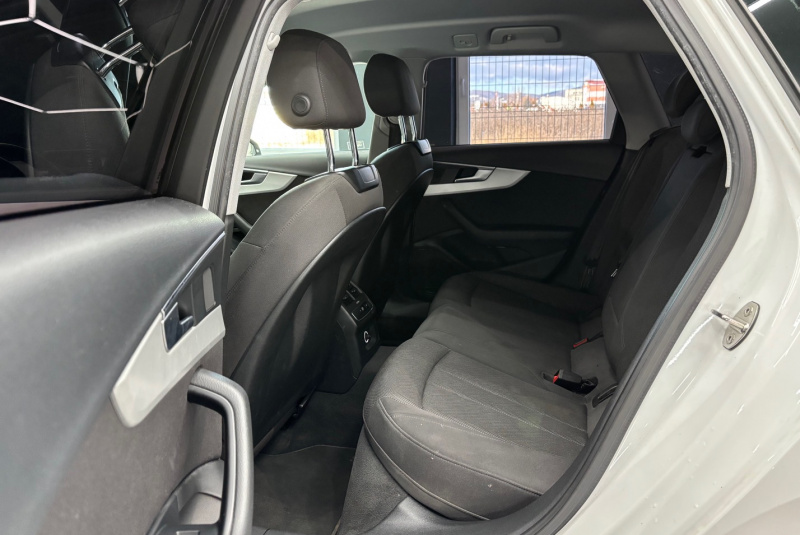  Ponuka vozidiel / Audi A4 Avant 2.0 TDI Design S tronic - video