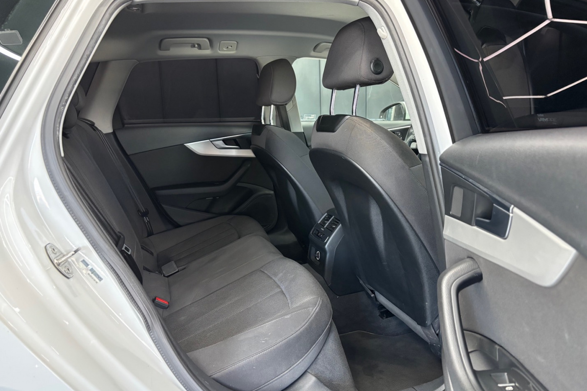 Ponuka vozidiel / Audi A4 Avant 2.0 TDI Design S tronic - video