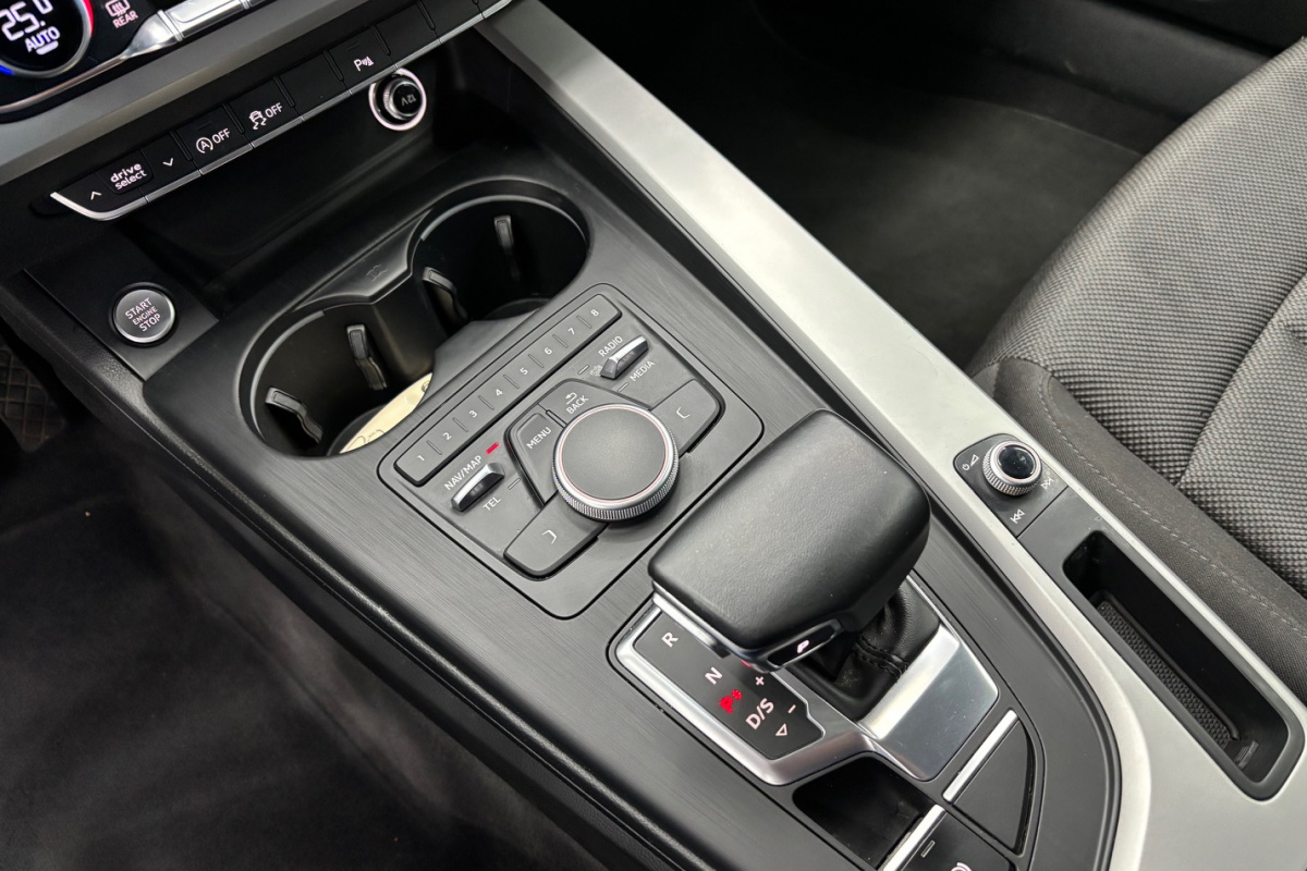 Ponuka vozidiel / Audi A4 Avant 2.0 TDI Design S tronic - video