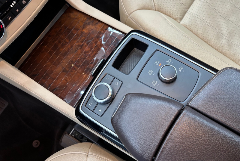 Ponuka vozidiel / Mercedes-Benz GLE SUV 350d 4matic A/T - video Ponuka vozidiel / Mercedes-Benz GLE SUV 350d 4matic A/T - video