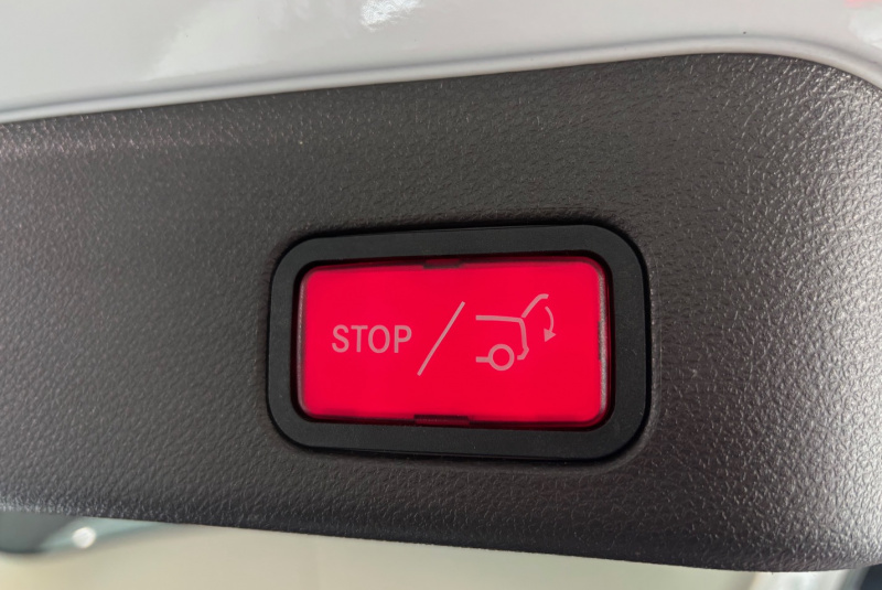 Ponuka vozidiel / Mercedes-Benz GLE SUV 350d 4matic A/T - video Ponuka vozidiel / Mercedes-Benz GLE SUV 350d 4matic A/T - video