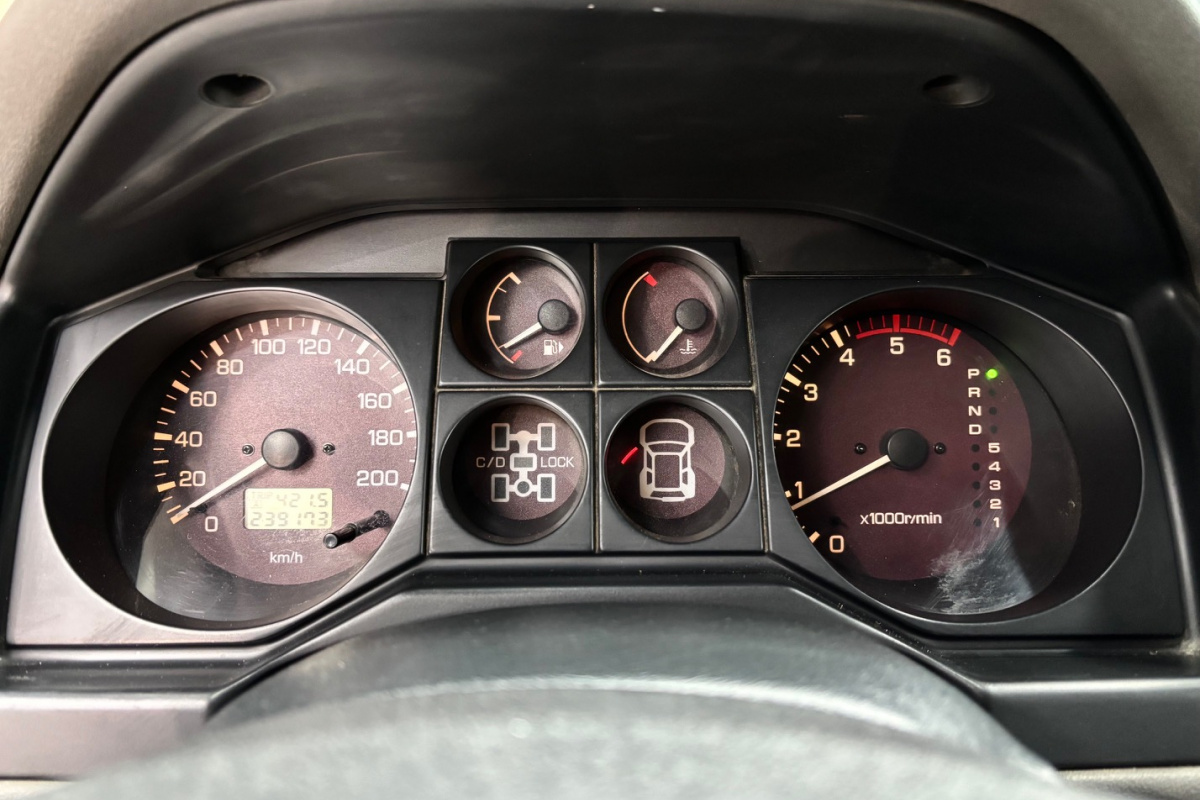 Ponuka vozidiel / Mitsubishi Pajero 3.2 DI-D GLS AUTOMAT 7-MIESTNE - video Ponuka vozidiel / Mitsubishi Pajero 3.2 DI-D GLS AUTOMAT 7-MIESTNE - video