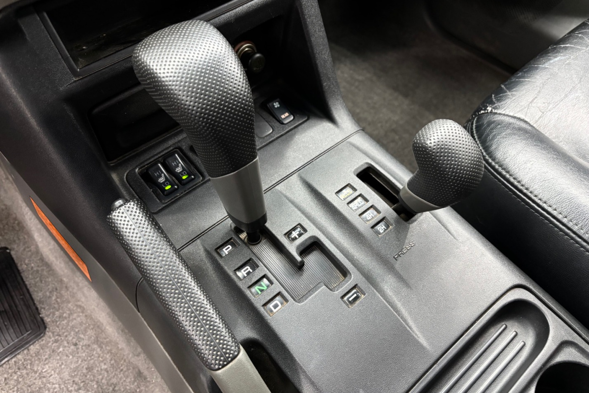 Ponuka vozidiel / Mitsubishi Pajero 3.2 DI-D GLS AUTOMAT 7-MIESTNE - video