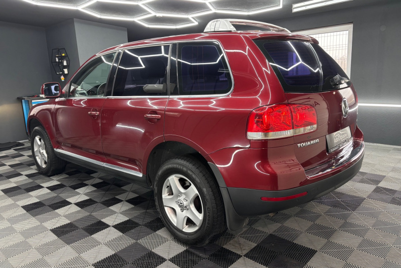 Ponuka vozidiel / Volkswagen Touareg 2.5 R5 TDI Tiptronic - video Ponuka vozidiel / Volkswagen Touareg 2.5 R5 TDI Tiptronic - video