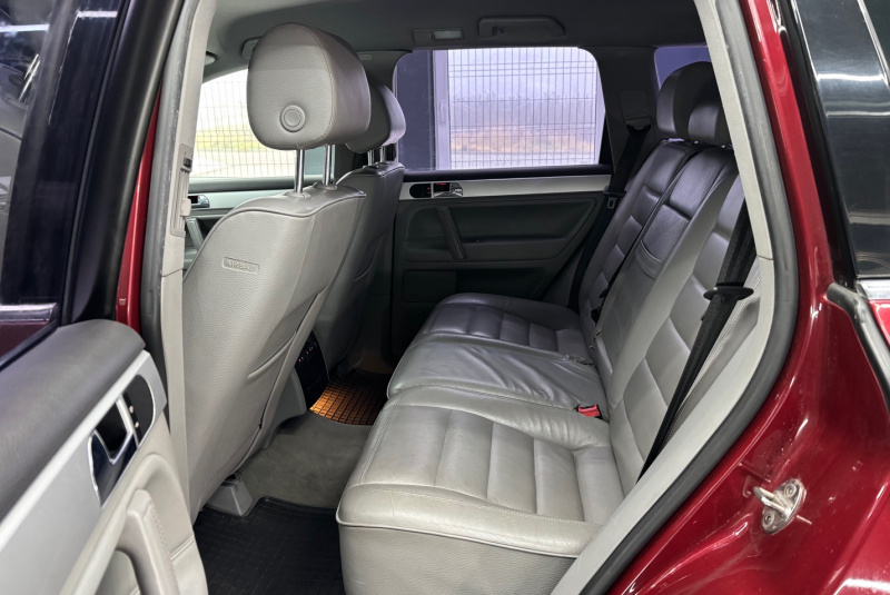  Ponuka vozidiel / Volkswagen Touareg 2.5 R5 TDI Tiptronic - video