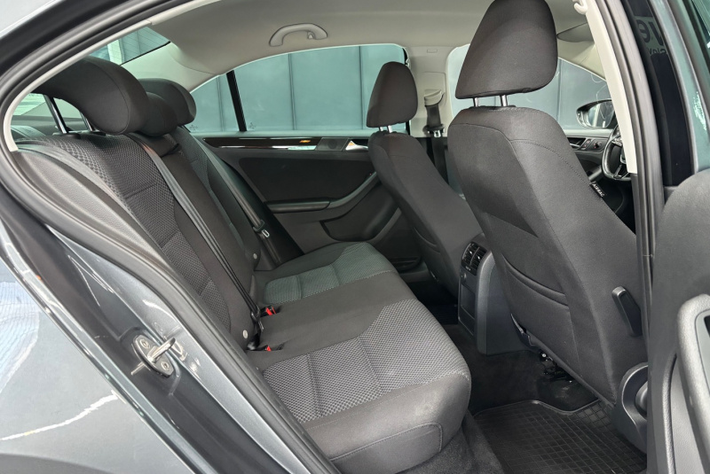  Ponuka vozidiel / Volkswagen Jetta 1.2 TSI Comfortline - video