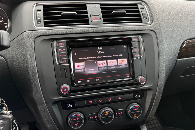  Ponuka vozidiel / Volkswagen Jetta 1.2 TSI Comfortline - video