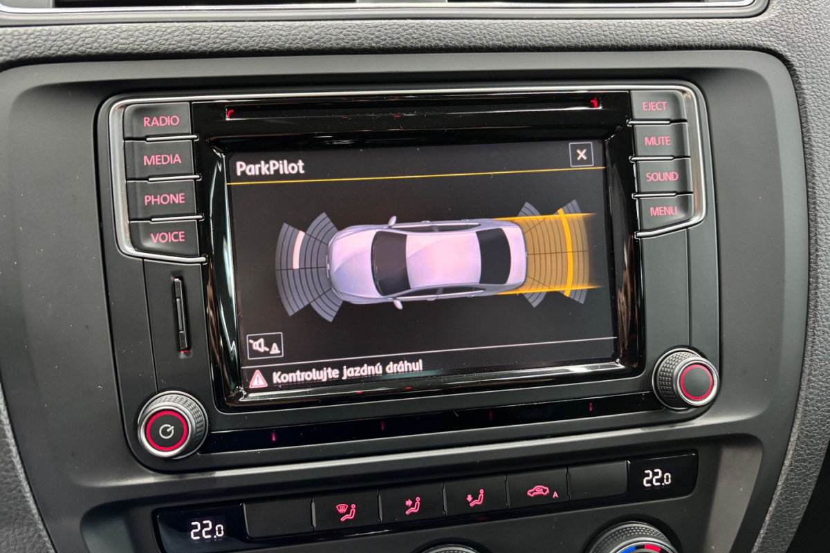 Ponuka vozidiel / Volkswagen Jetta 1.2 TSI Comfortline - video