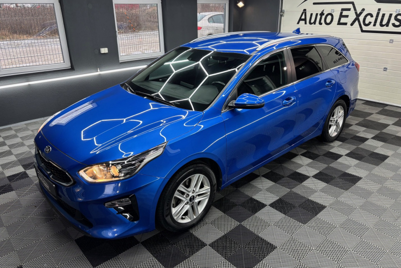  Ponuka vozidiel / Kia Ceed SW 1.5 T-GDi Silver - video