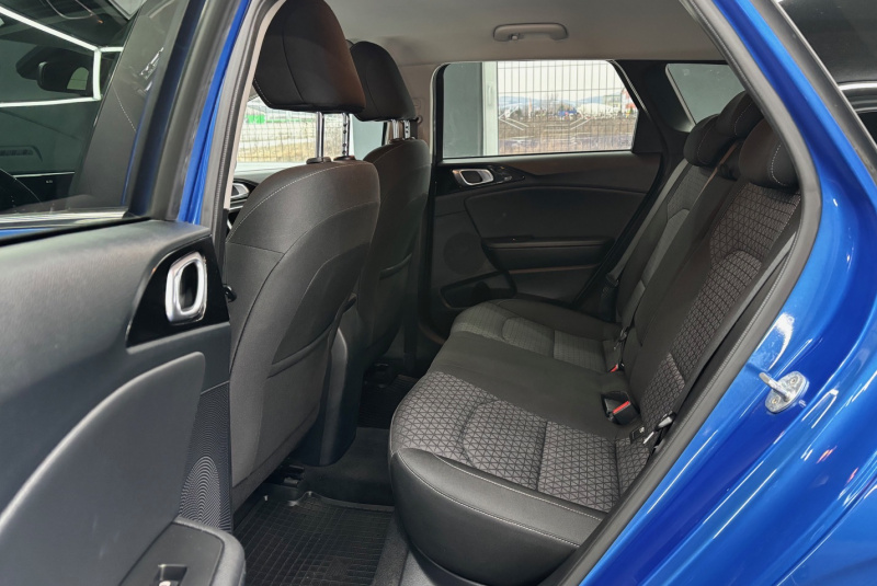  Ponuka vozidiel / Kia Ceed SW 1.5 T-GDi Silver - video