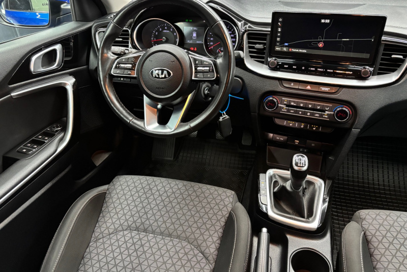  Ponuka vozidiel / Kia Ceed SW 1.5 T-GDi Silver - video