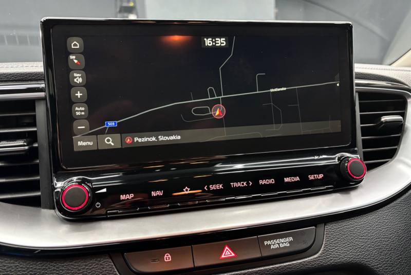  Ponuka vozidiel / Kia Ceed SW 1.5 T-GDi Silver - video