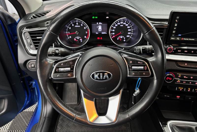  Ponuka vozidiel / Kia Ceed SW 1.5 T-GDi Silver - video