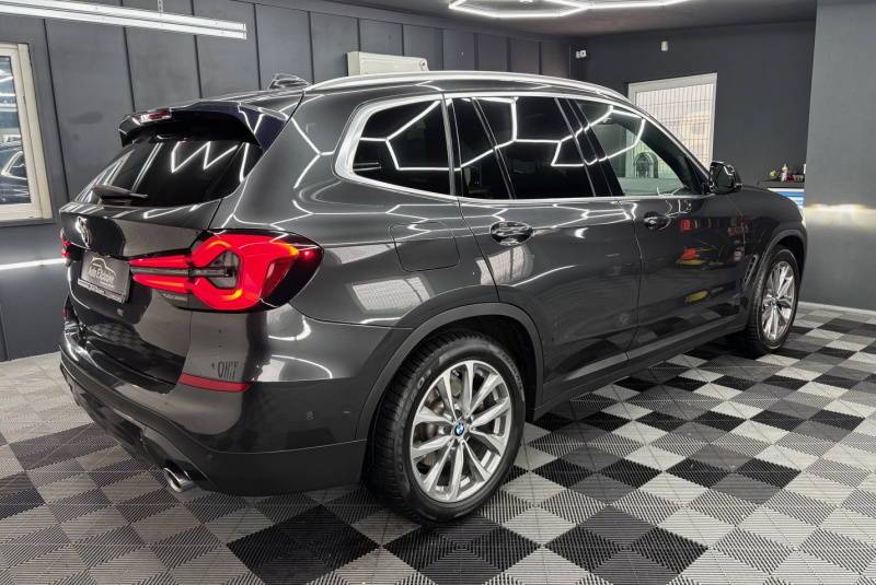  Ponuka vozidiel / BMW X3 xDrive30d A/T - video