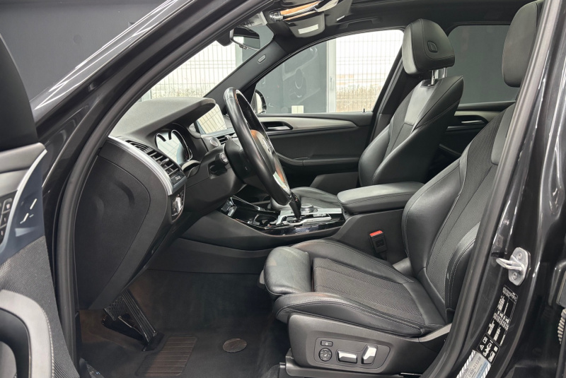  Ponuka vozidiel / BMW X3 xDrive30d A/T - video