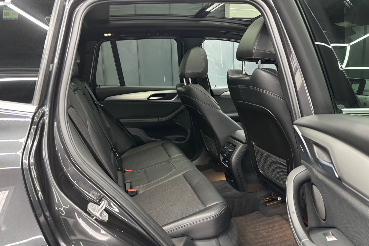 Ponuka vozidiel / BMW X3 xDrive30d A/T - video