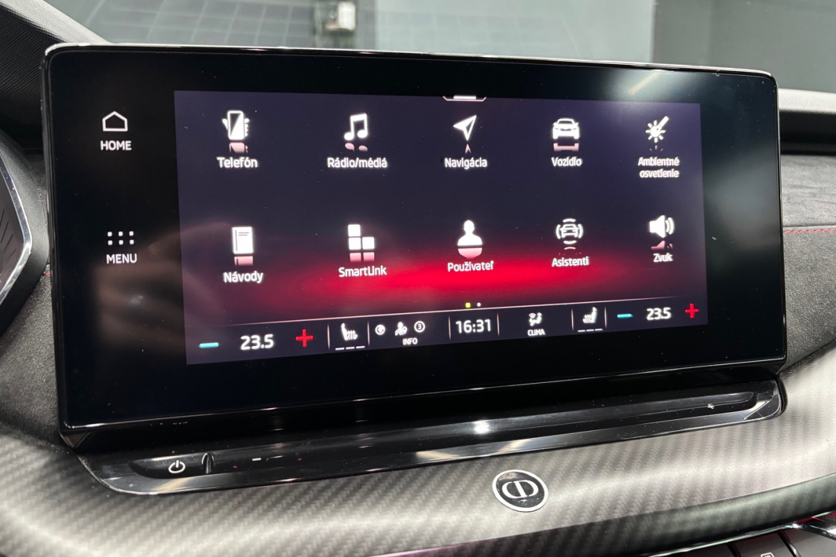 Ponuka vozidiel / Škoda Octavia 2.0 TSI RS DSG - video