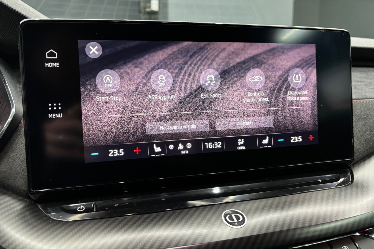 Ponuka vozidiel / Škoda Octavia 2.0 TSI RS DSG - video Ponuka vozidiel / Škoda Octavia 2.0 TSI RS DSG - video