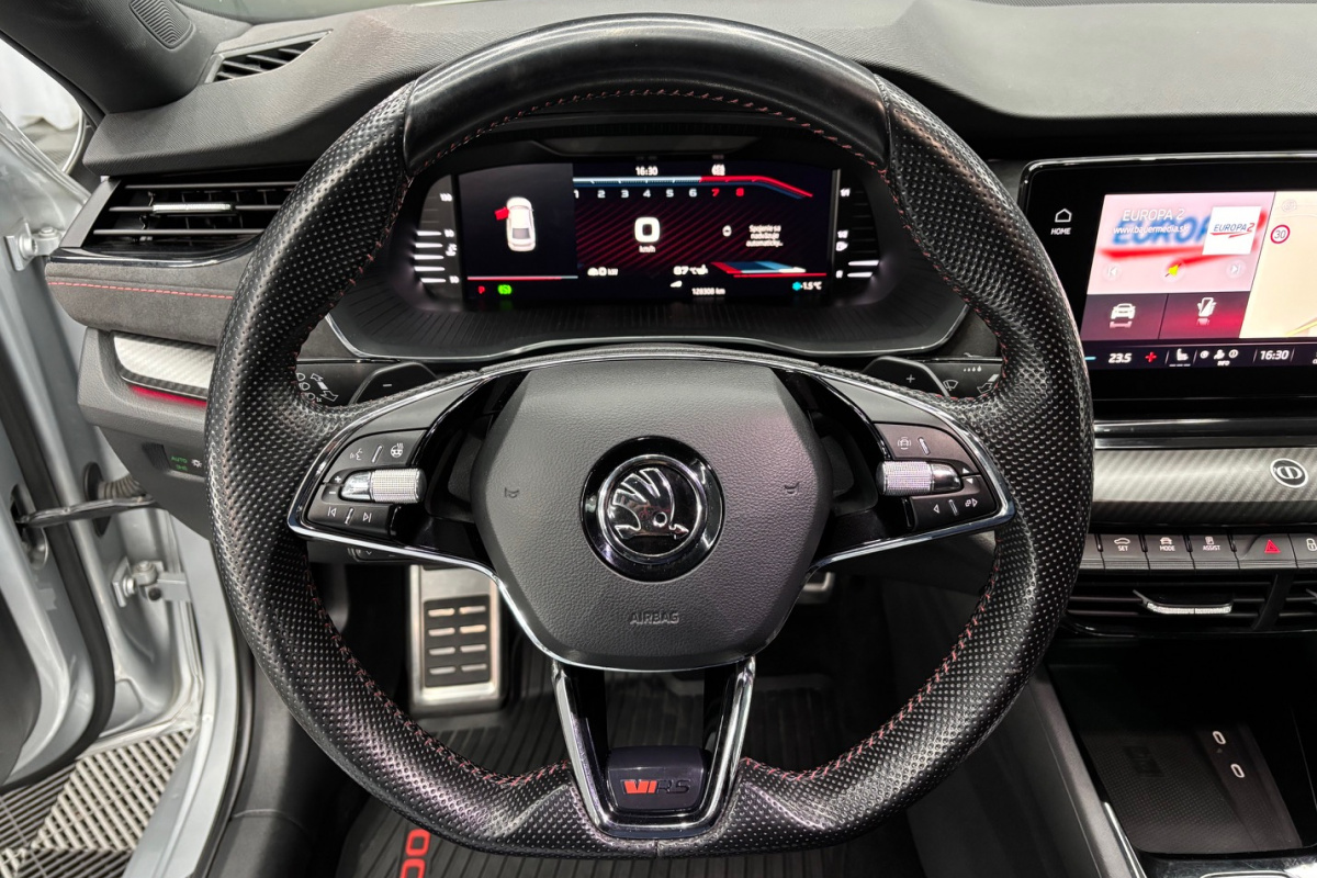 Ponuka vozidiel / Škoda Octavia 2.0 TSI RS DSG - video