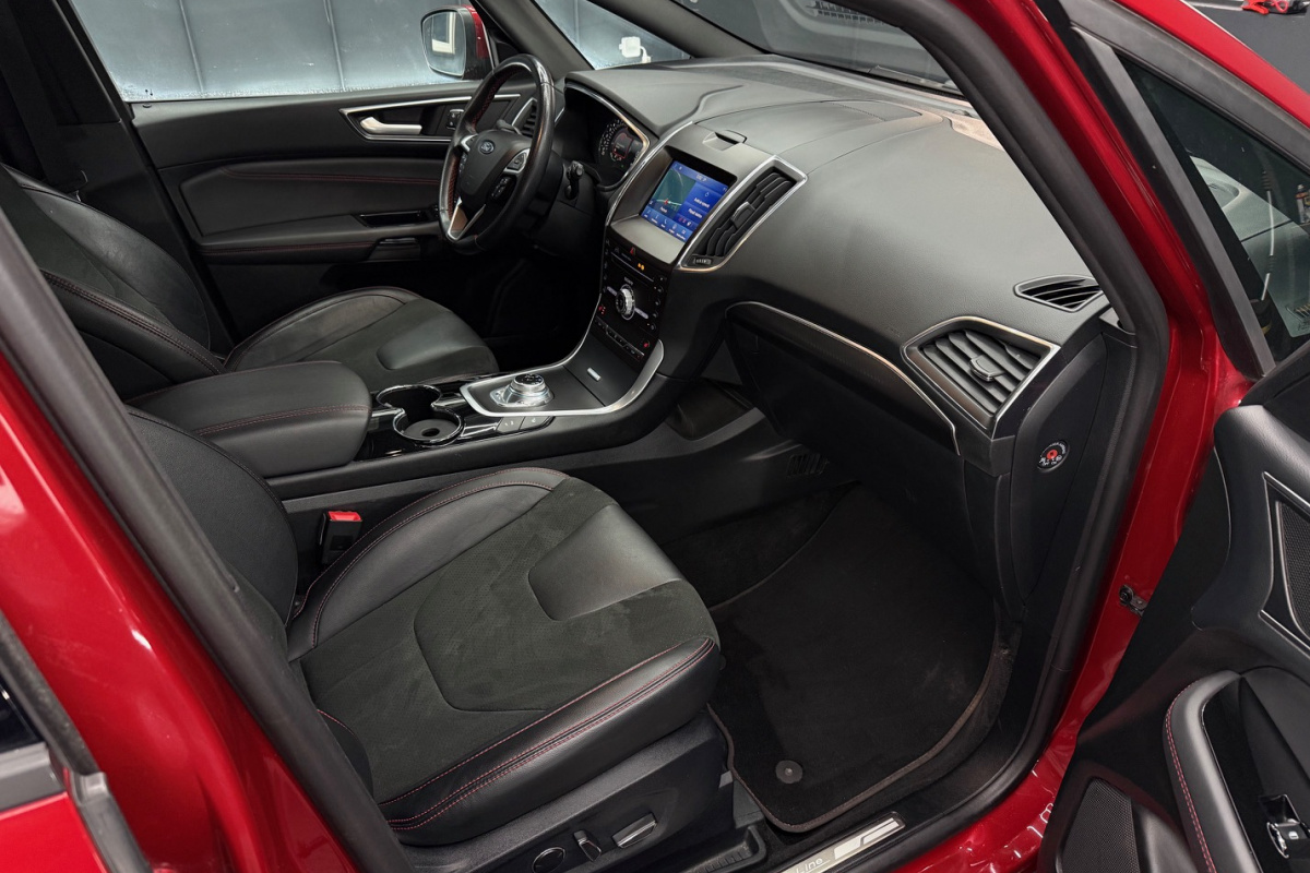 Ponuka vozidiel / Ford S-Max 2.5 ST Hybrid - video Ponuka vozidiel / Ford S-Max 2.5 ST Hybrid - video