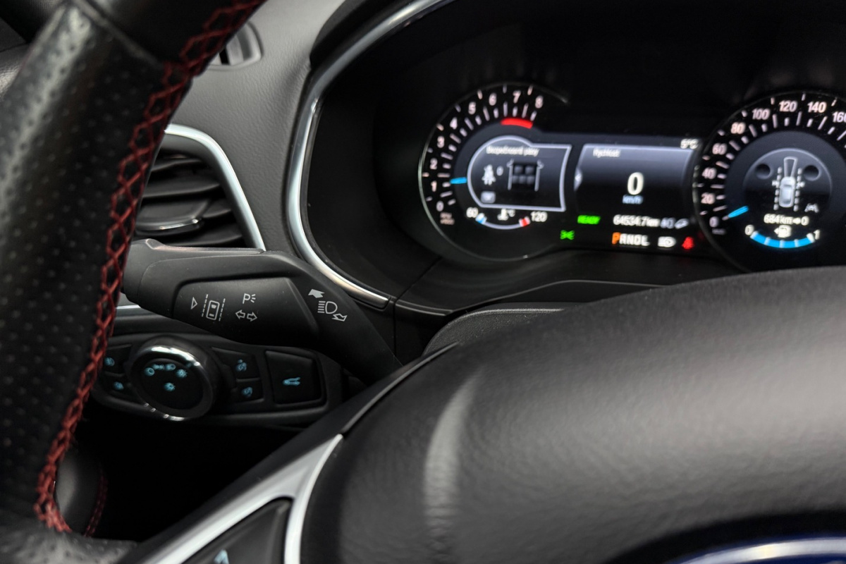 Ponuka vozidiel / Ford S-Max 2.5 ST Hybrid - video