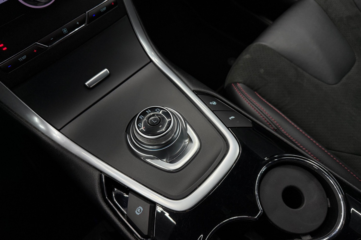 Ponuka vozidiel / Ford S-Max 2.5 ST Hybrid - video