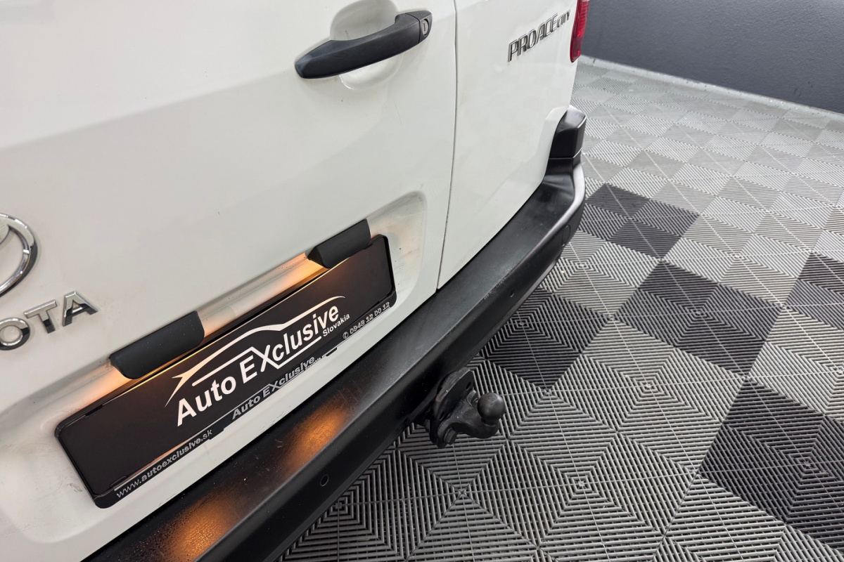 Ponuka vozidiel / Toyota Proace City 1.5 Diesel - video