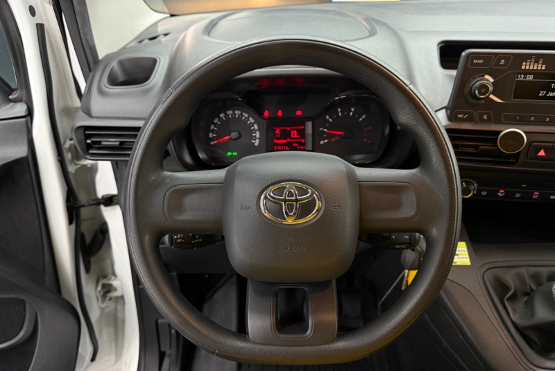  Ponuka vozidiel / Toyota Proace City 1.5 Diesel - video