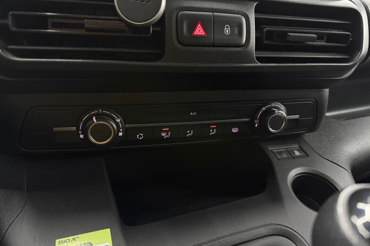 Ponuka vozidiel / Toyota Proace City 1.5 Diesel - video Ponuka vozidiel / Toyota Proace City 1.5 Diesel - video