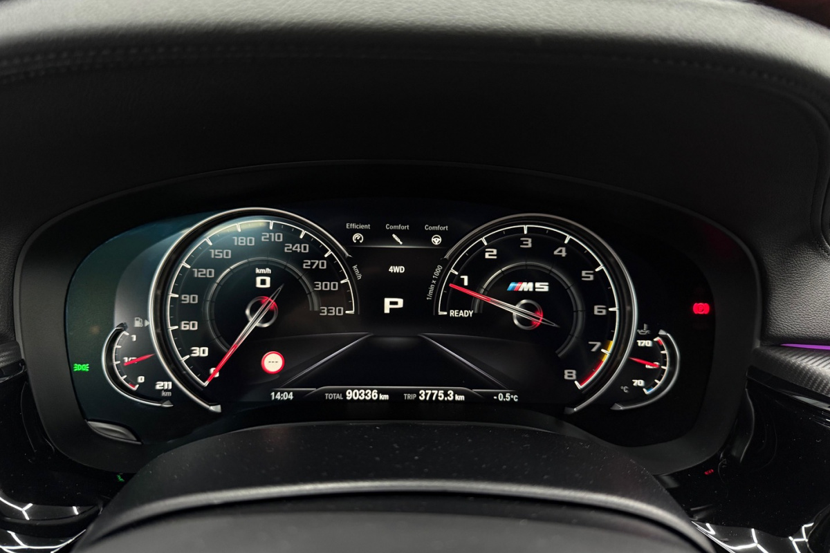 Ponuka vozidiel / BMW M5 4.4 V8 xDrive Remus - video