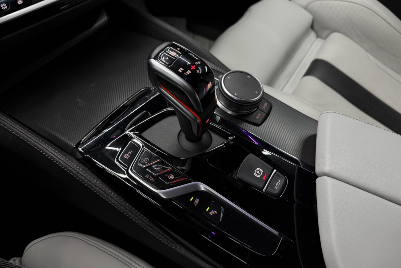  Ponuka vozidiel / BMW M5 4.4 V8 xDrive Remus - video