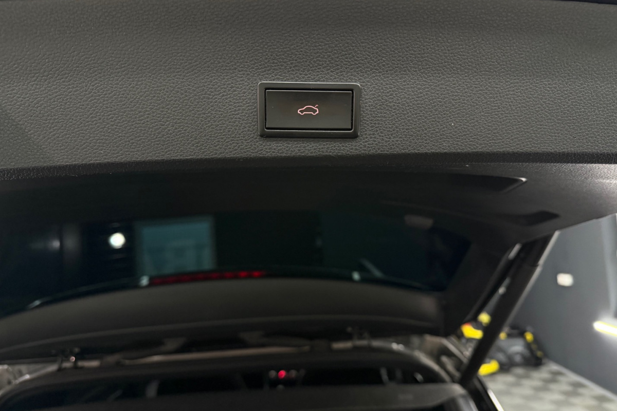 Ponuka vozidiel / Seat Ateca 2.0 TSI 190 Xcellence 4Drive DSG - video