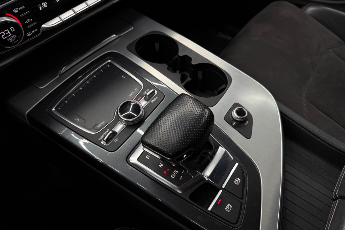 Ponuka vozidiel / Audi Q7 3.0 TDI 272k quattro tiptronic 8-st. - video