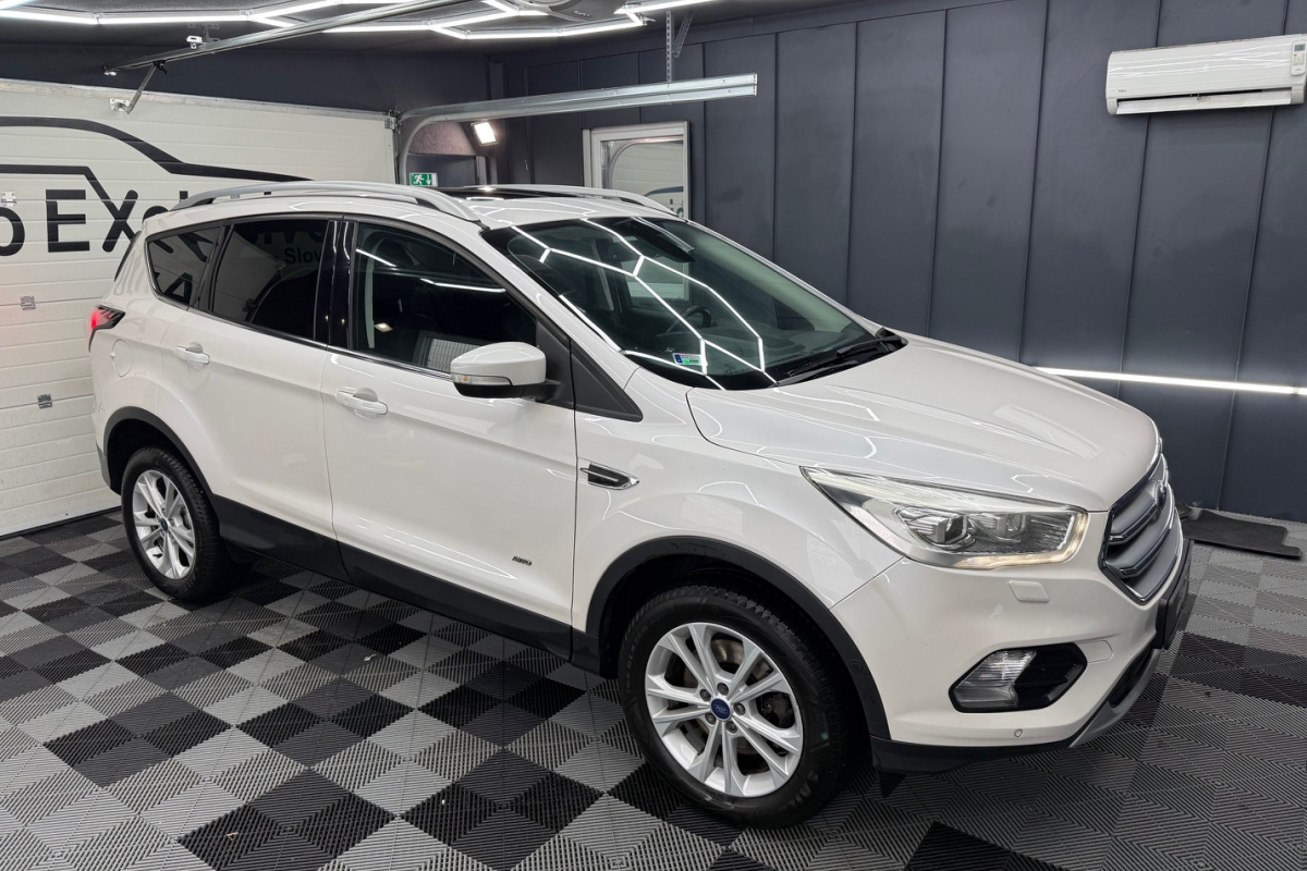 Ponuka vozidiel / Ford Kuga 2.0 A/T 4x4 - video