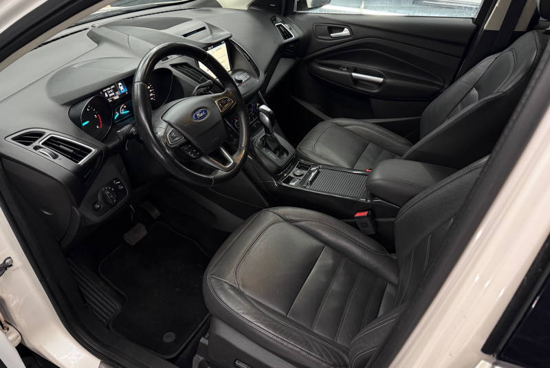  Ponuka vozidiel / Ford Kuga 2.0 A/T 4x4 - video