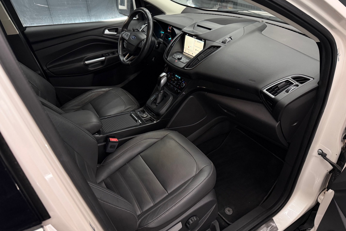 Ponuka vozidiel / Ford Kuga 2.0 A/T 4x4 - video Ponuka vozidiel / Ford Kuga 2.0 A/T 4x4 - video