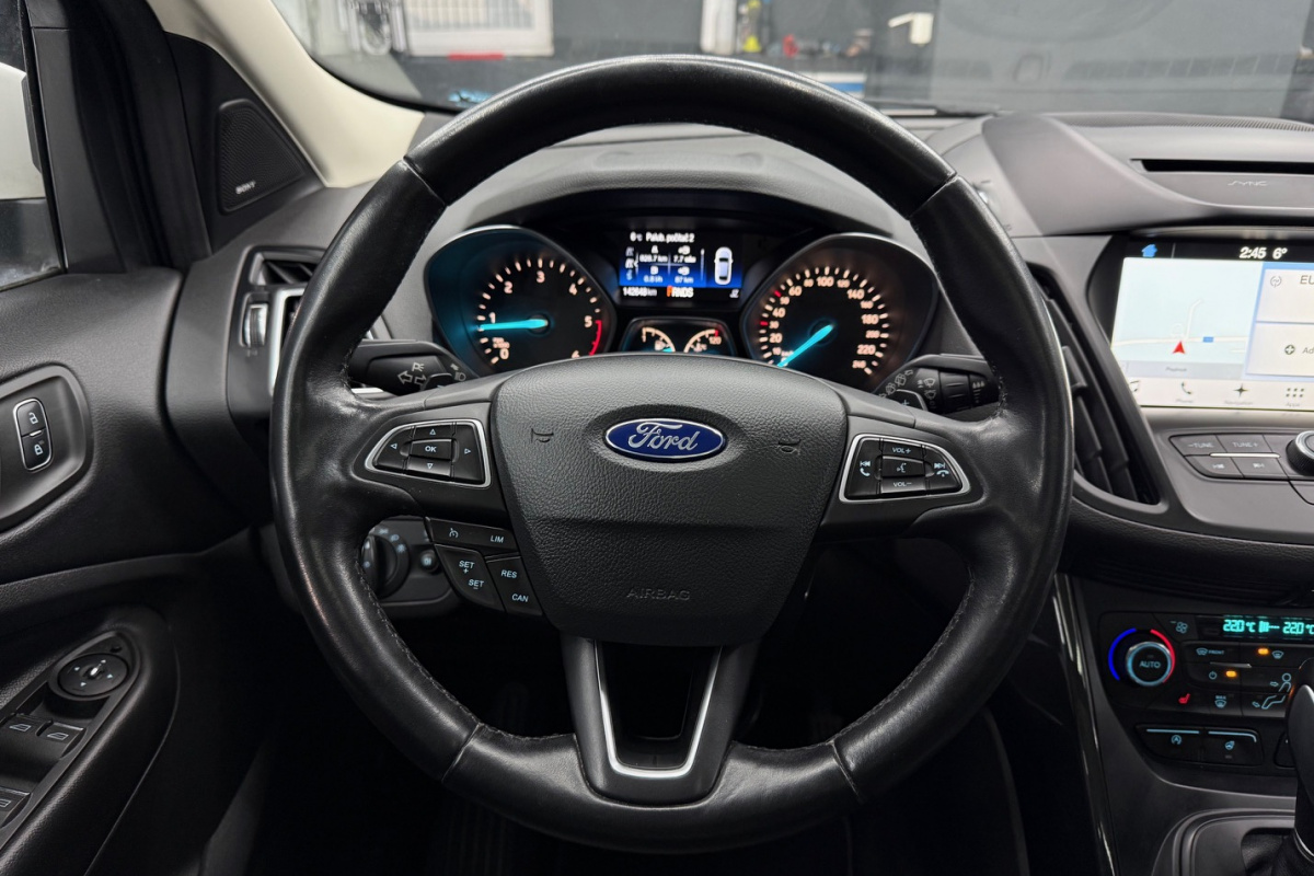 Ponuka vozidiel / Ford Kuga 2.0 A/T 4x4 - video