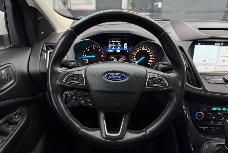Ponuka vozidiel / Ford Kuga 2.0 A/T 4x4 - video Ponuka vozidiel / Ford Kuga 2.0 A/T 4x4 - video