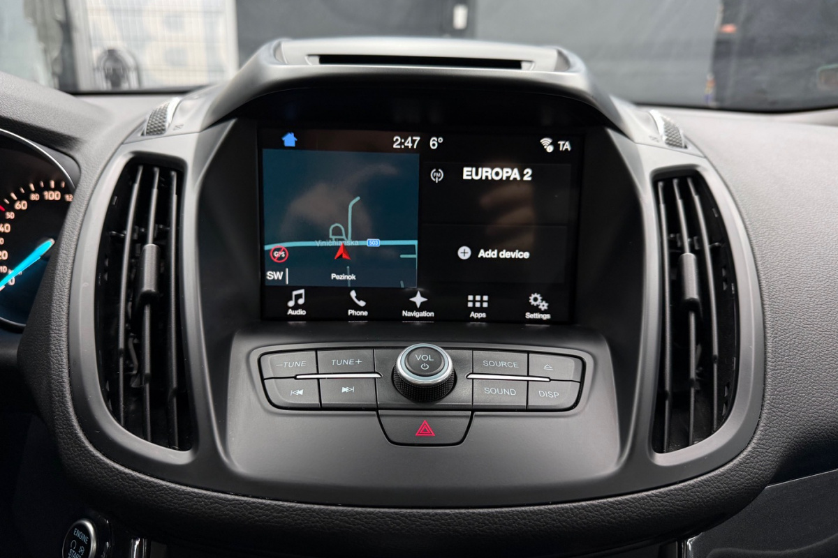 Ponuka vozidiel / Ford Kuga 2.0 A/T 4x4 - video Ponuka vozidiel / Ford Kuga 2.0 A/T 4x4 - video