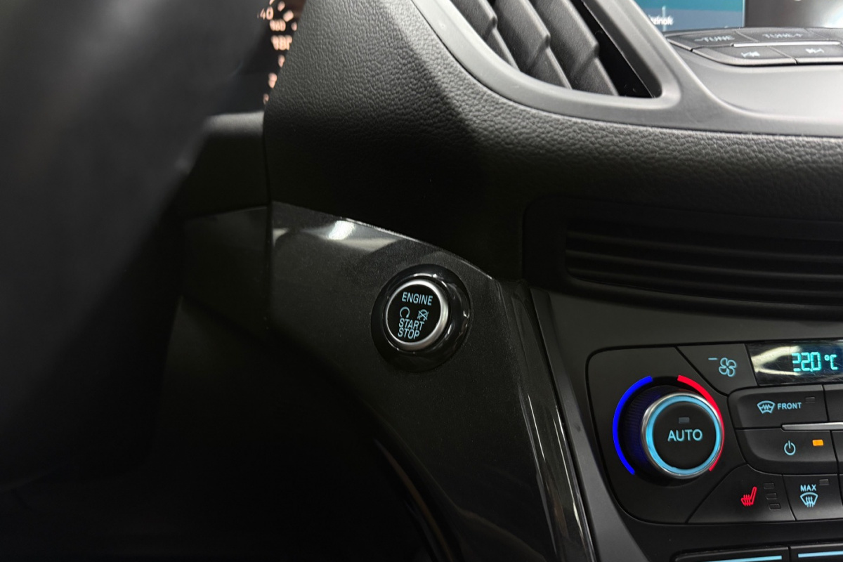 Ponuka vozidiel / Ford Kuga 2.0 A/T 4x4 - video