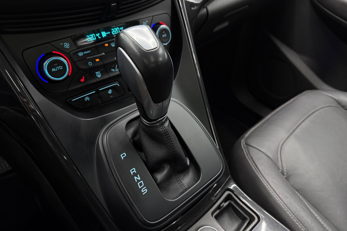 Ponuka vozidiel / Ford Kuga 2.0 A/T 4x4 - video Ponuka vozidiel / Ford Kuga 2.0 A/T 4x4 - video